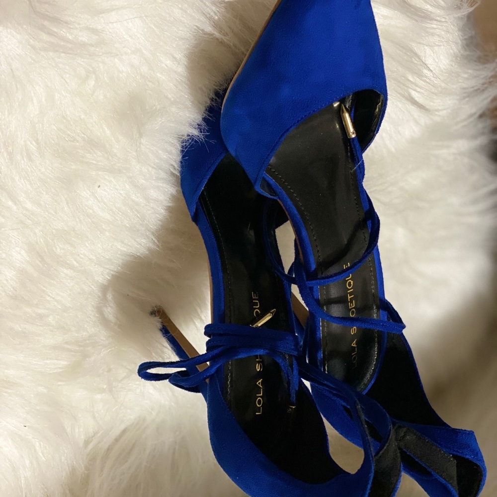 Sandals - Picture 3 of 4